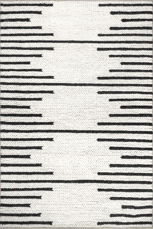 Elliana Wool Pinstriped Rug | Ivory