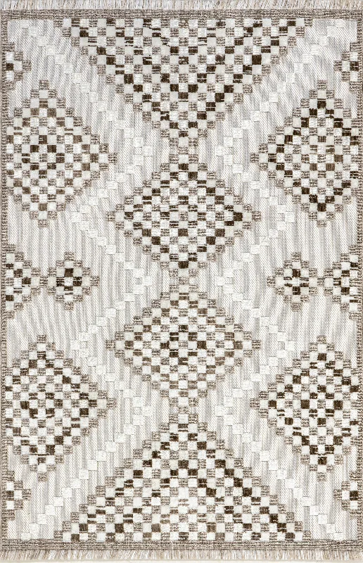 Vahani Iridescent Diamond Rug | Ivory