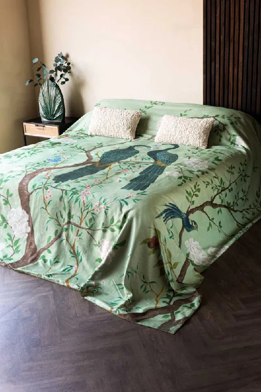 Cedomin Quilt Tapestry Throw In Mint