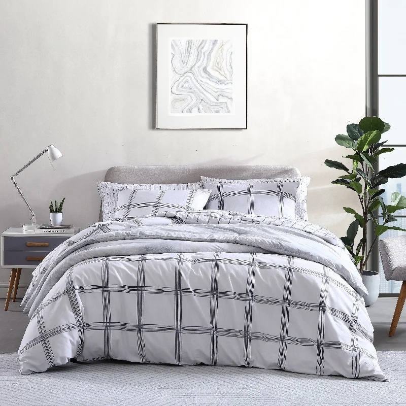 City Scene Kita Plaid Cotton Grey Comforter Set