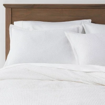 Open Box - King Washed Waffle Weave Comforter Set White - Threshold