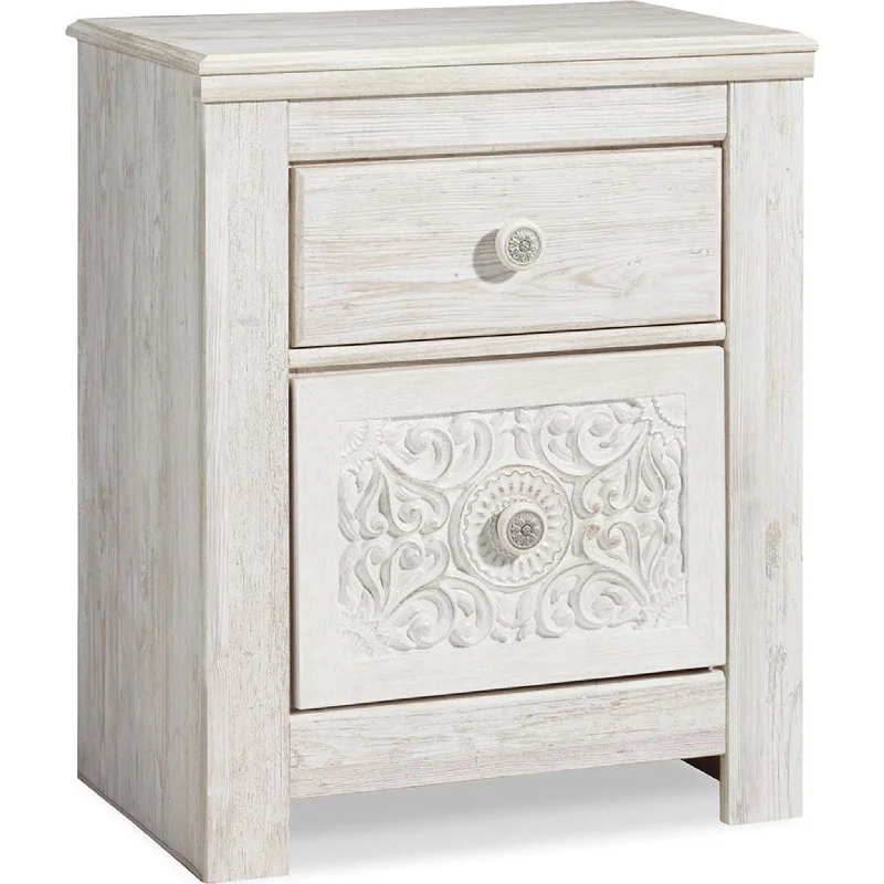 Paxberry Nightstand